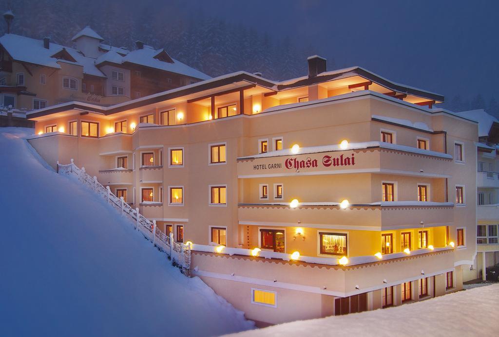 Hotel Garni Chasa Sulai ايشجل المظهر الخارجي الصورة